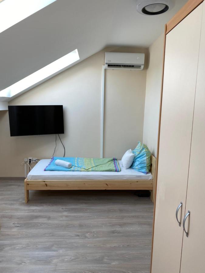 Kiskakas Vendéglő és Panzió Zalaegerszeg Exterior foto